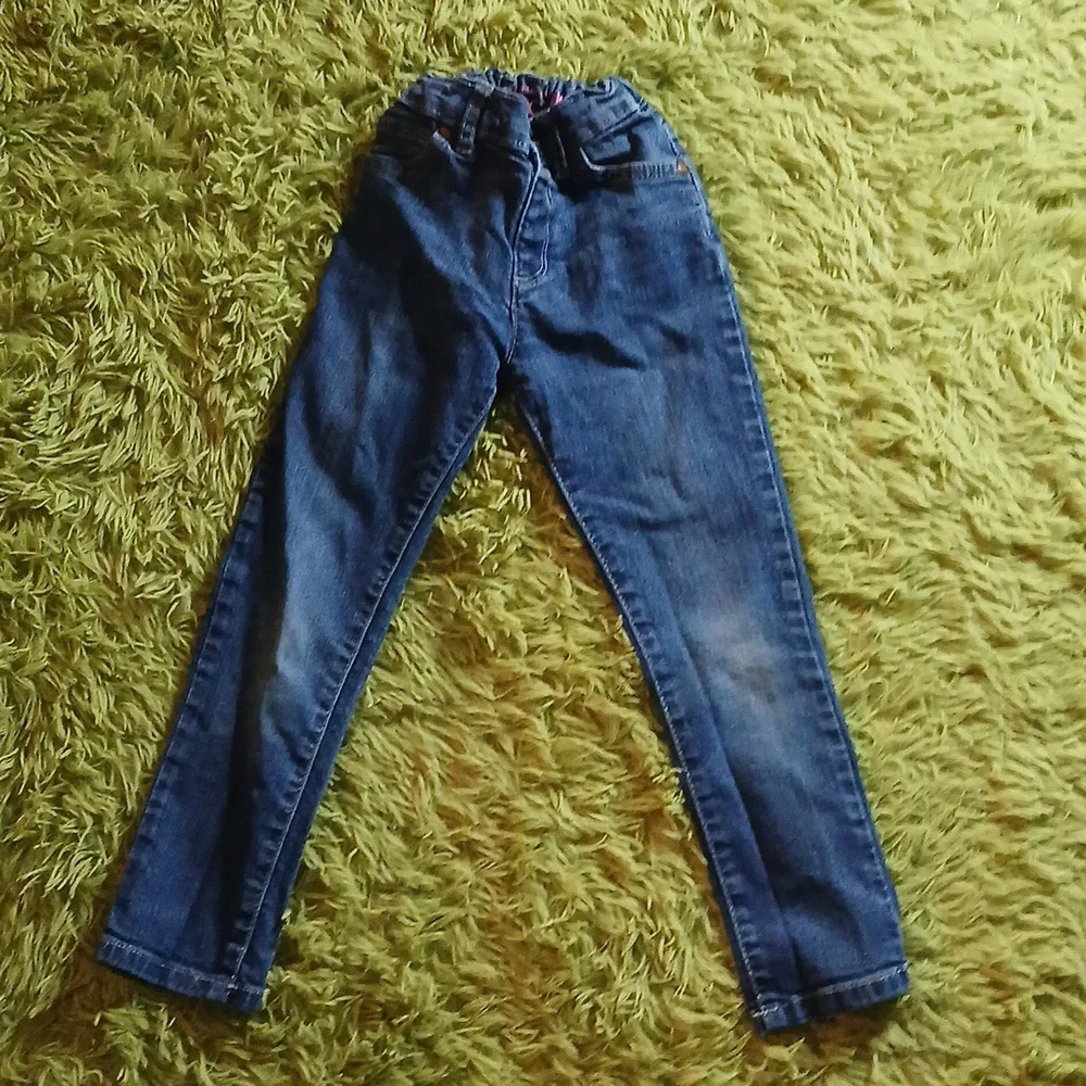 The‎ Children's Place Super Skinny & Skinny Girl's Jeans Size 5T Bundle